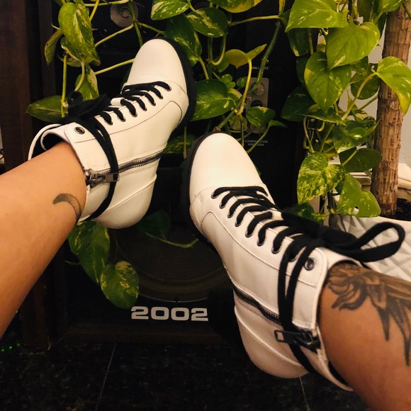 Steve Madden Shoes - {Steve Madden} lace up booties